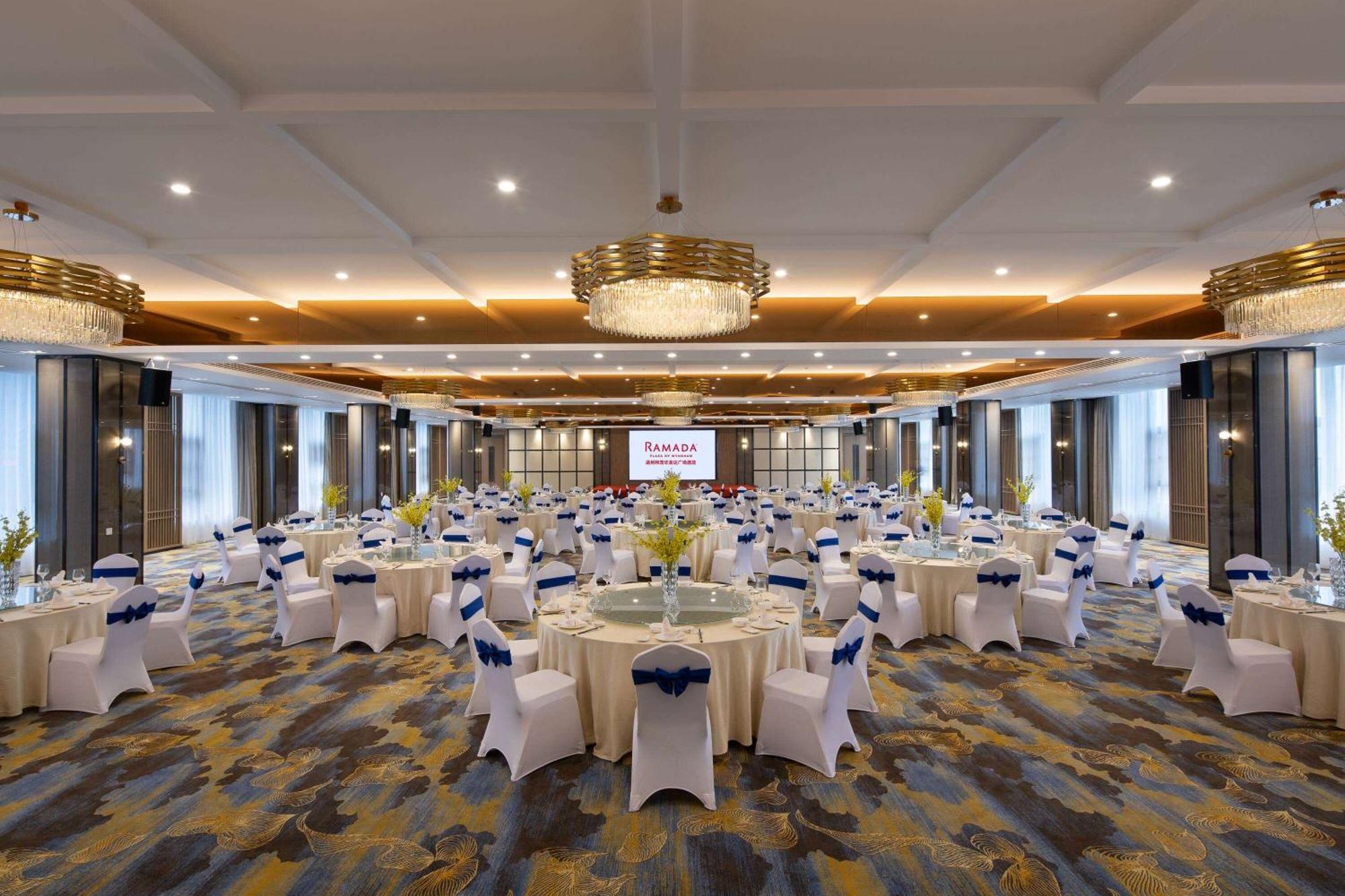 Ramada Plaza Wyndham Wenzhou Cangnan Buitenkant foto